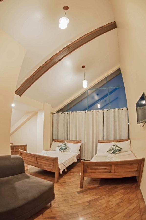 The Half House By Elmar Cabin Baguio City Ngoại thất bức ảnh